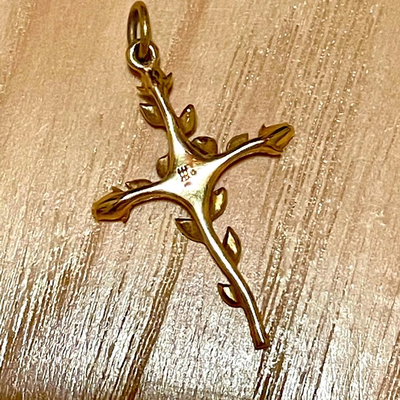 James Avery Rosebud Cross Gold - Picture 2 of 3